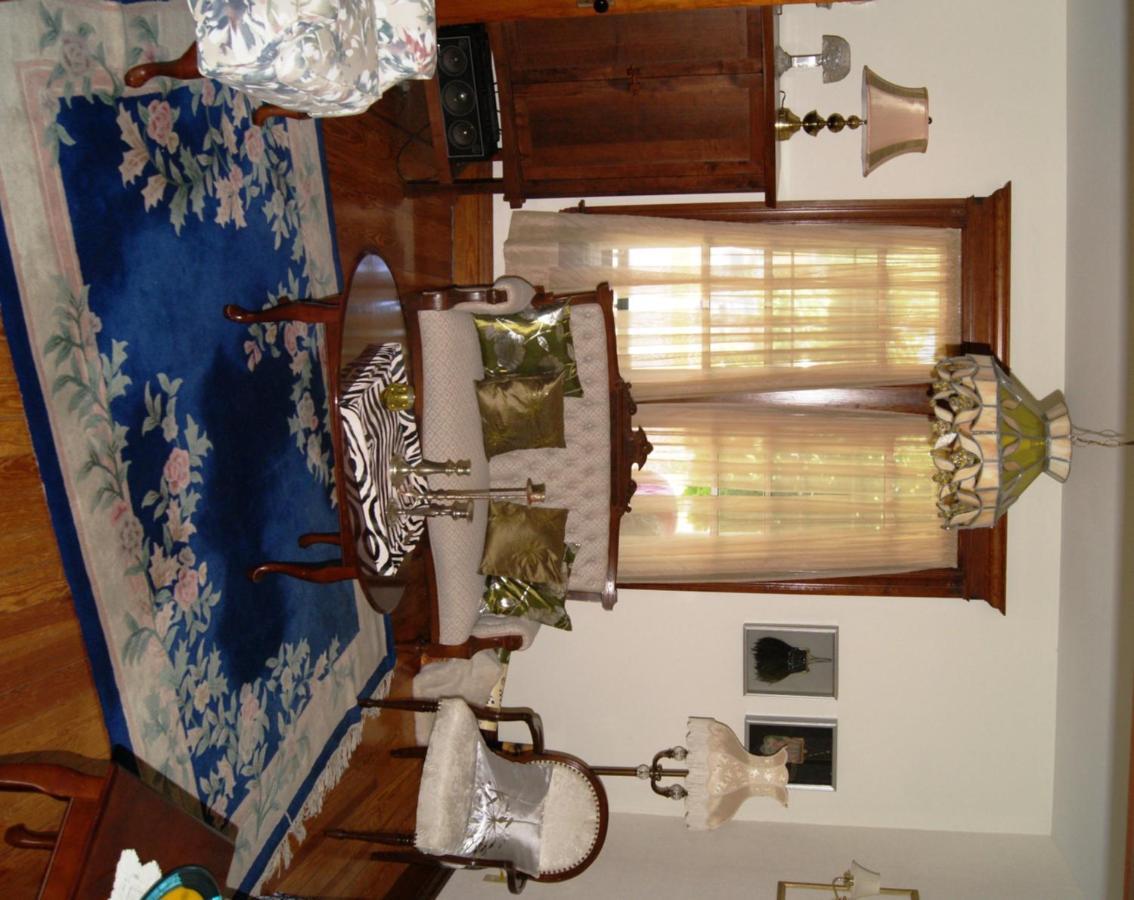 ווינדזור Ye Olde Walkerville Bed & Breakfast מראה חיצוני תמונה