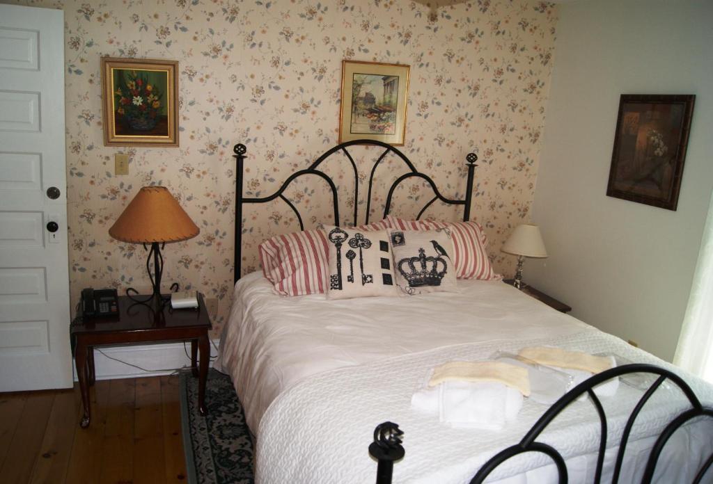ווינדזור Ye Olde Walkerville Bed & Breakfast חדר תמונה
